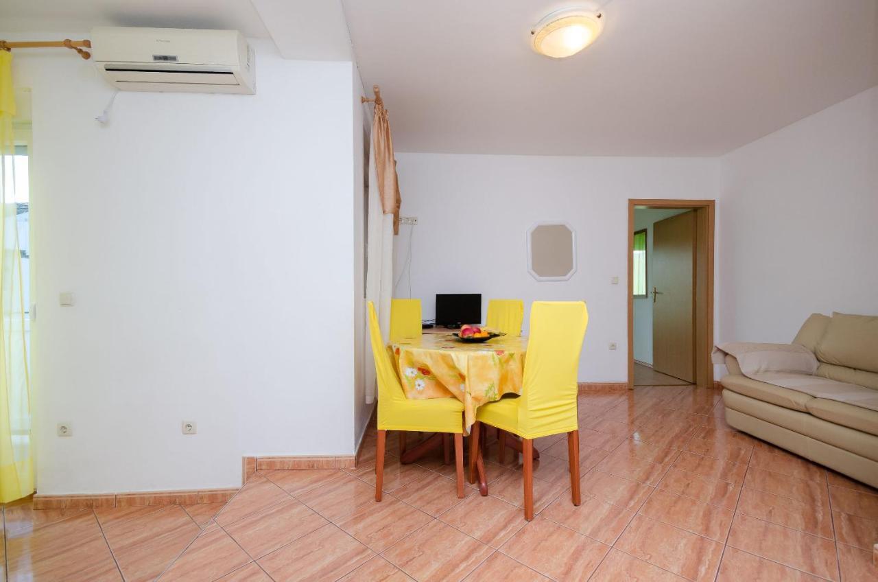 Apartments Pela Lopar Exterior foto